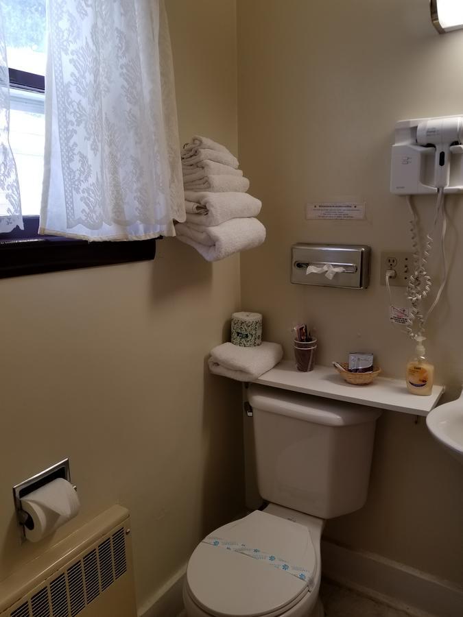 Home Motel 애보츠퍼드 외부 사진